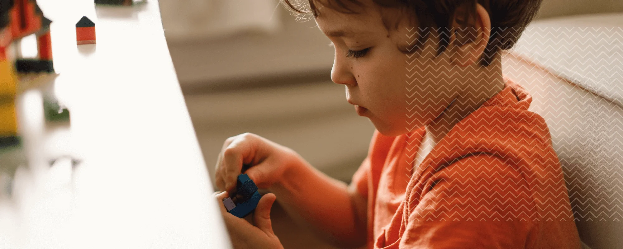 Curso online sobre modificación de conducta en niños y adolescentes con TEA, con enfoque práctico.